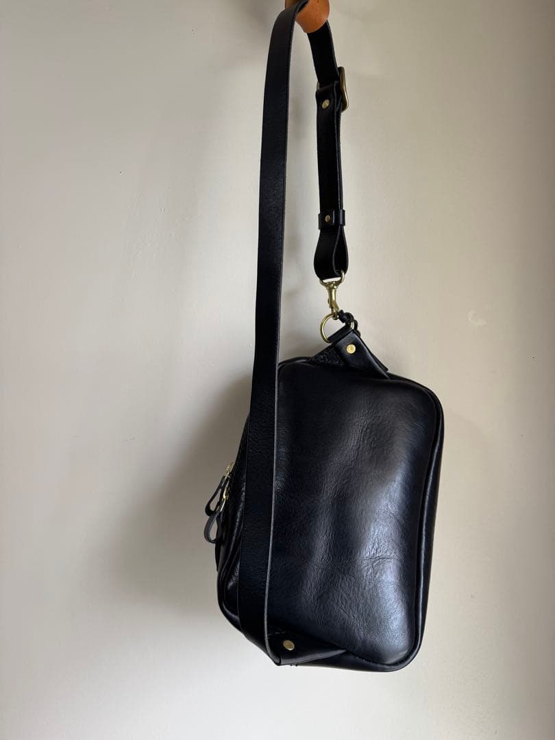 最終値下げ表示【アナロジコ】ウエストポーチ/ ブラック