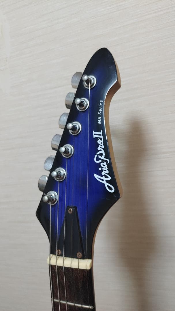 Aria Pro II エレキギター (7点セット)