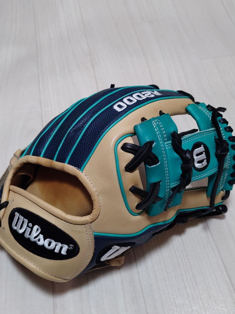 【野外未使用】USA Wilson A2000 限定品 86型 内野手 硬式
