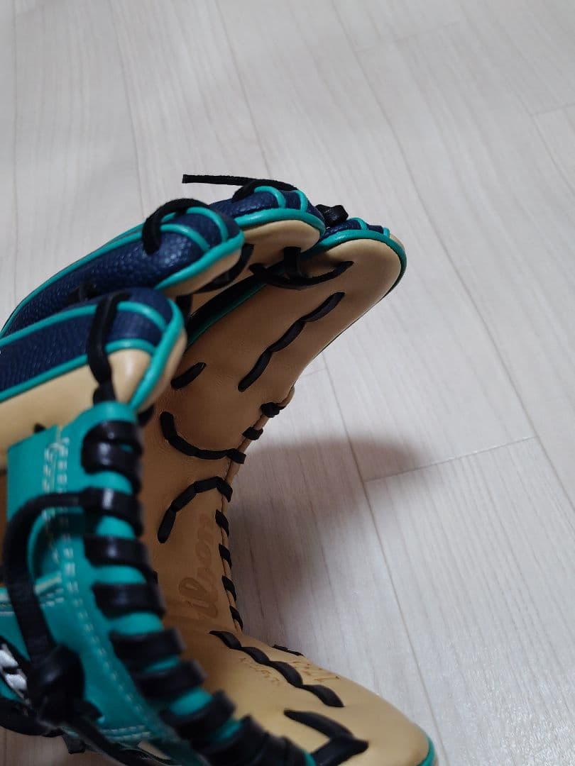 【野外未使用】USA Wilson A2000 限定品 86型 内野手 硬式