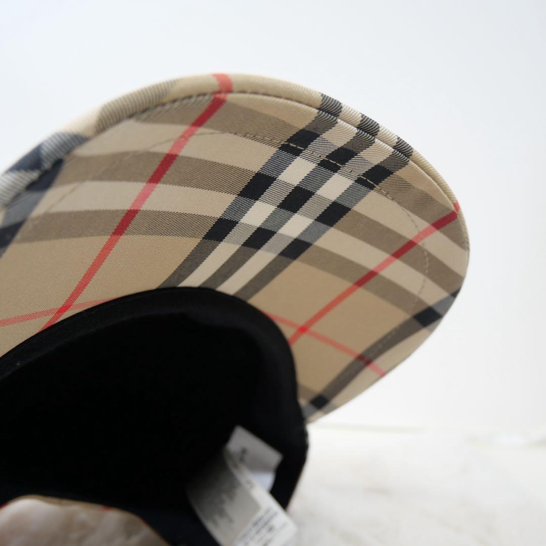 Burberry ベージュ チェック柄キャップMサイズ