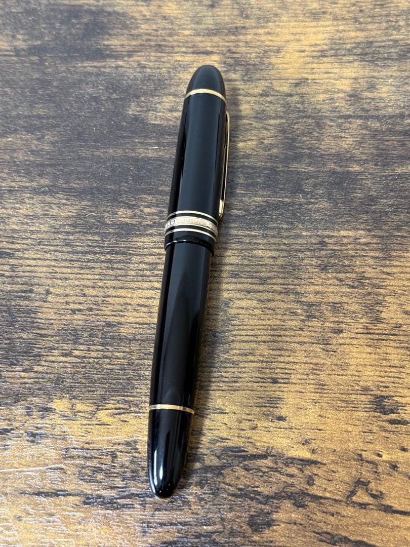 未使用に近い　149　18K ゴールド　三帯　デュマ型ペン芯　万年筆　M