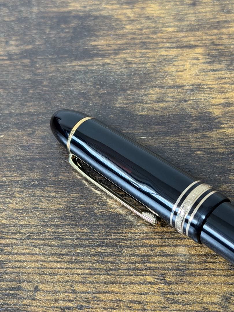 未使用に近い　149　18K ゴールド　三帯　デュマ型ペン芯　万年筆　M