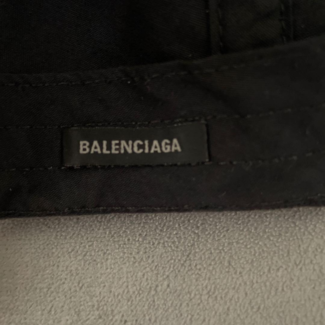 BALENCIAGA ピアス キャップ 23AW