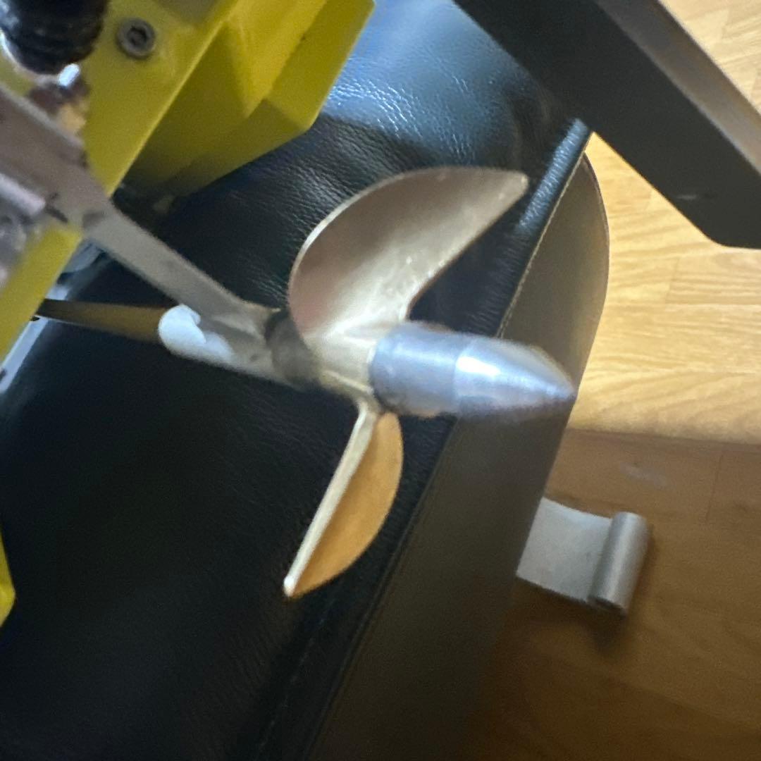 Atomic イエロー リモートコントロールボート大カスタム品