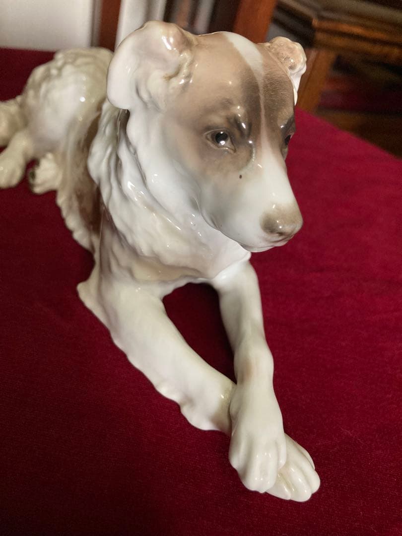 KPM ベルリン　フィギュリン　オブジェ　犬置物