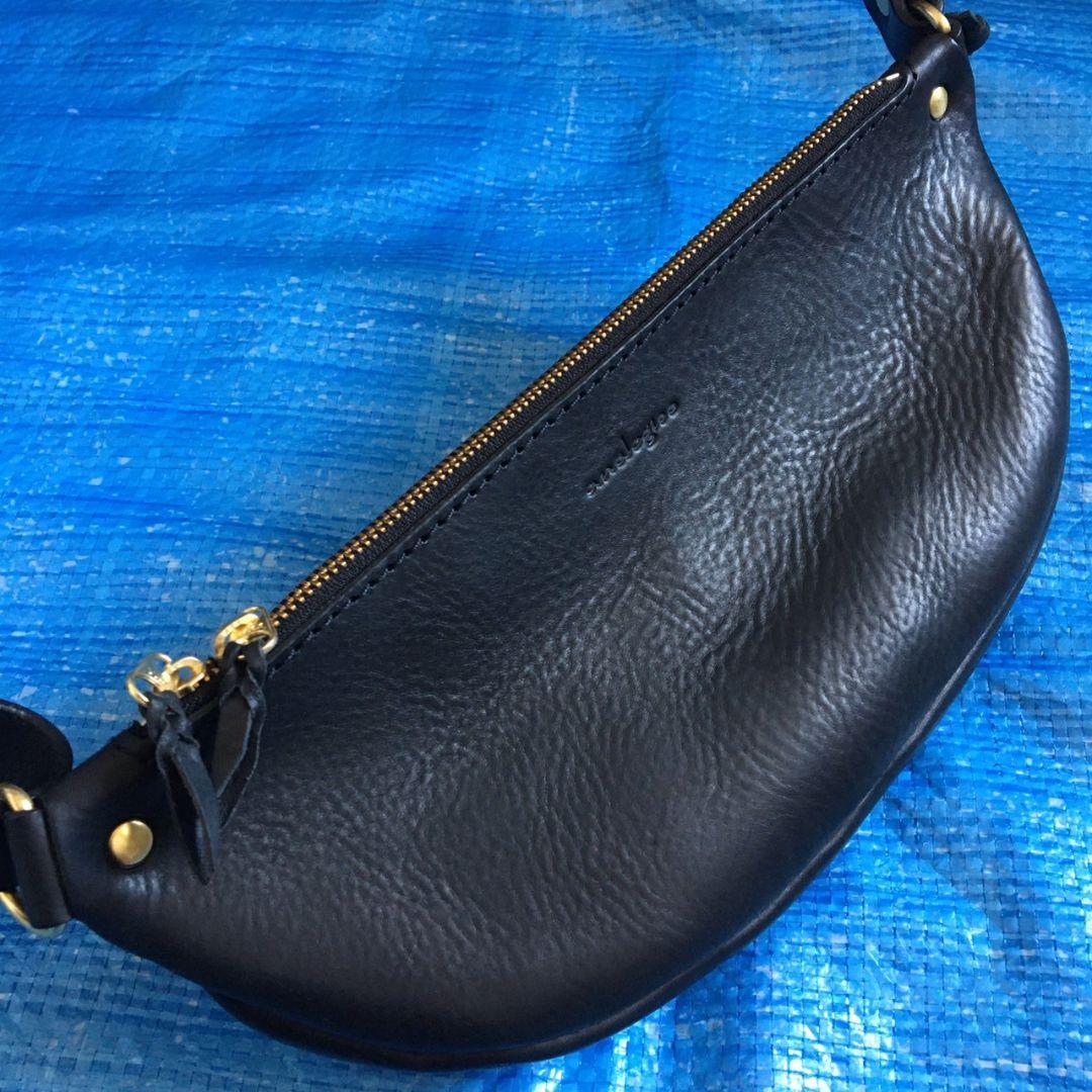 analogico　アナロジコ　ボディバッグ