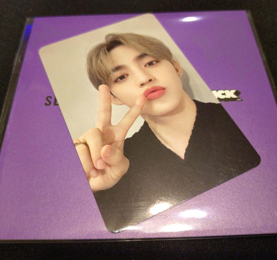 SEVENTEEN エスクプス　トレカ BE@RBRICK