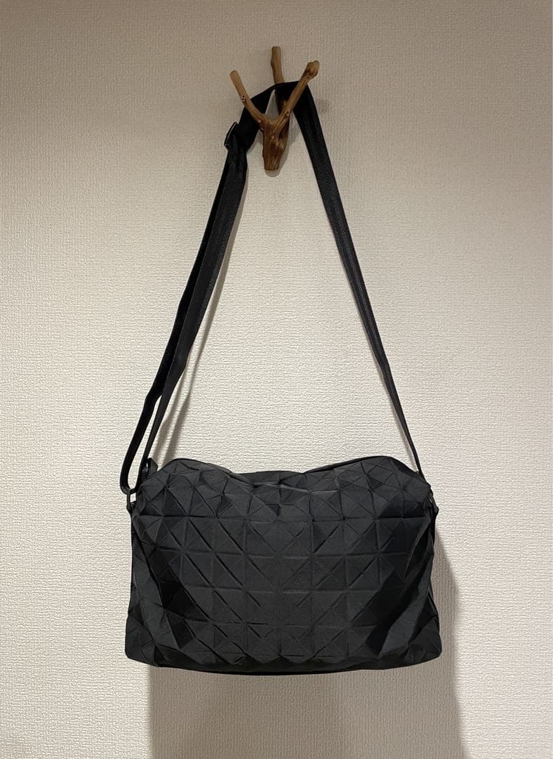 PLEATS PLEASE ISSEY MIYAKE サドル バッグ