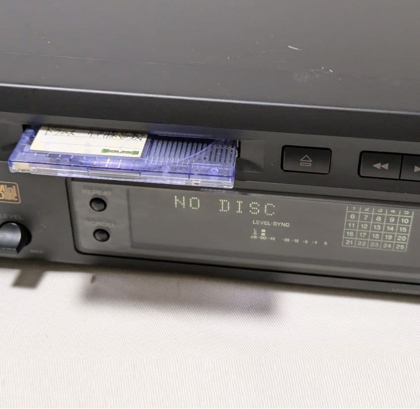 MDデッキ　SONY MDS-S37　MDプレイヤー/レコーダー(リモコン付属)