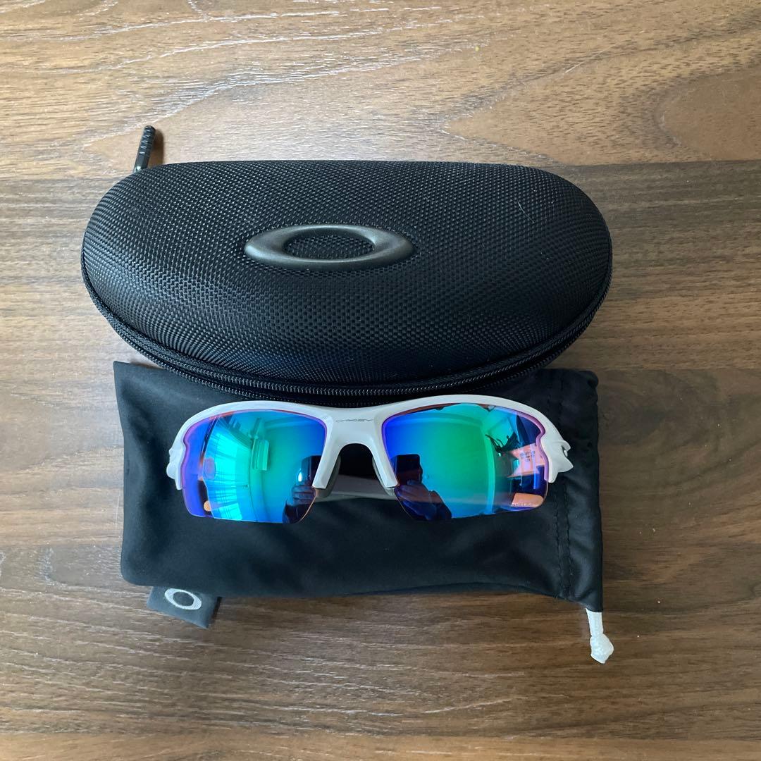 Oakley FLAK 2.0 サングラス ケース付き