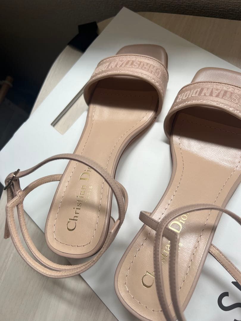 Dior サンダル DWAY ピンク