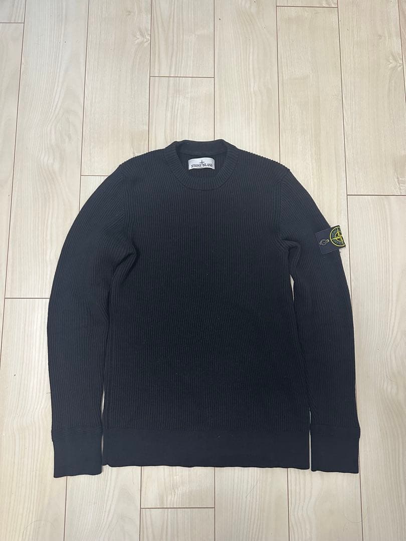 Stone  ニット セーター Mサイズ　QR鑑定済み