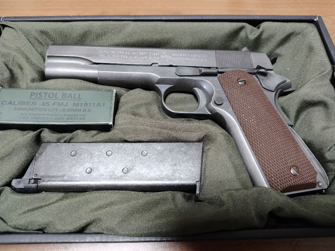 東京マルイ コルトガバメント M1911A1塗装ガスハンドガン(18歳以上)