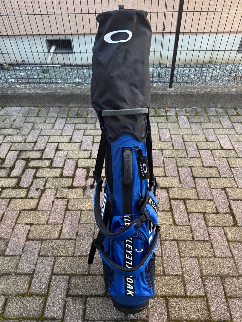 Oakley スタンド式キャディバッグ 青