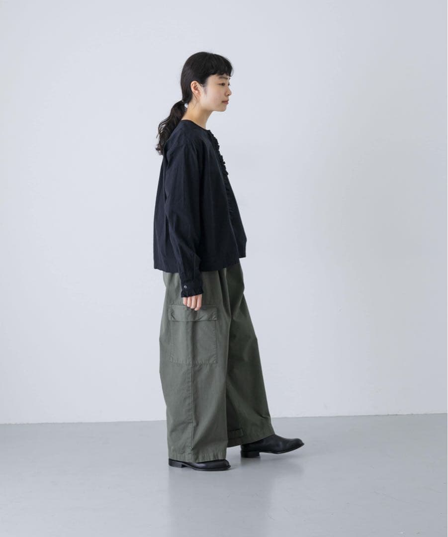 【新品・タグ付き】かぐれ　コットンシルクフリルブラウス　BLACK