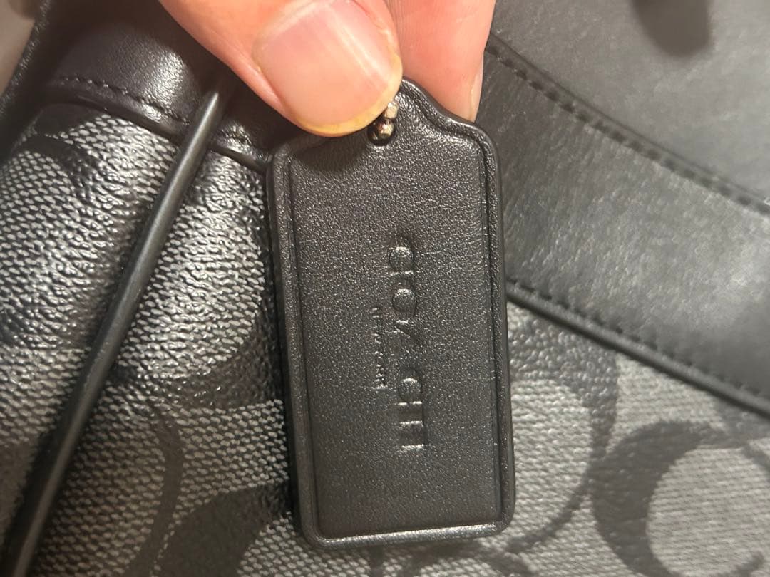 Coach ブラック モノグラム ショルダーバッグ