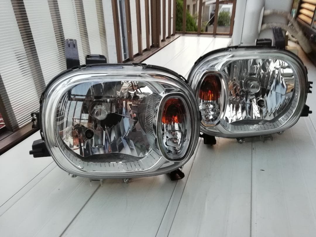 アルトラパン　 HE22S　 ハロゲン　ヘッドライト 左右　（管理M27）