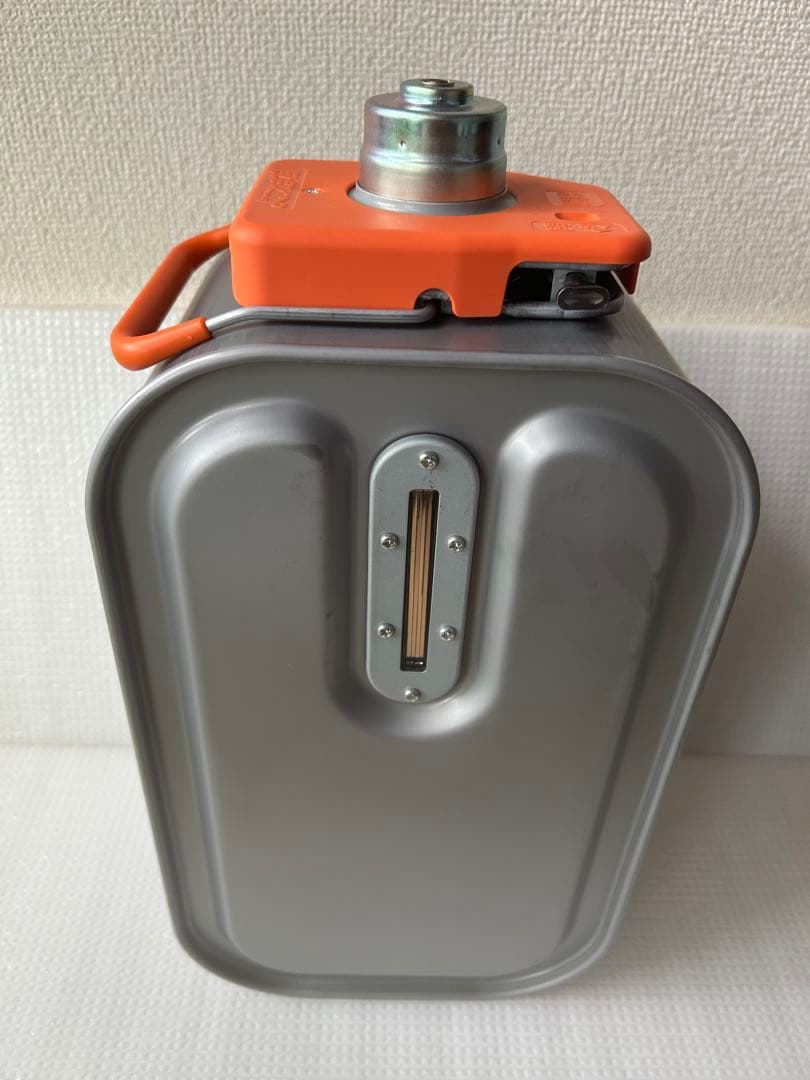 コロナ石油ファンヒーター　FH-WZ 4622E2