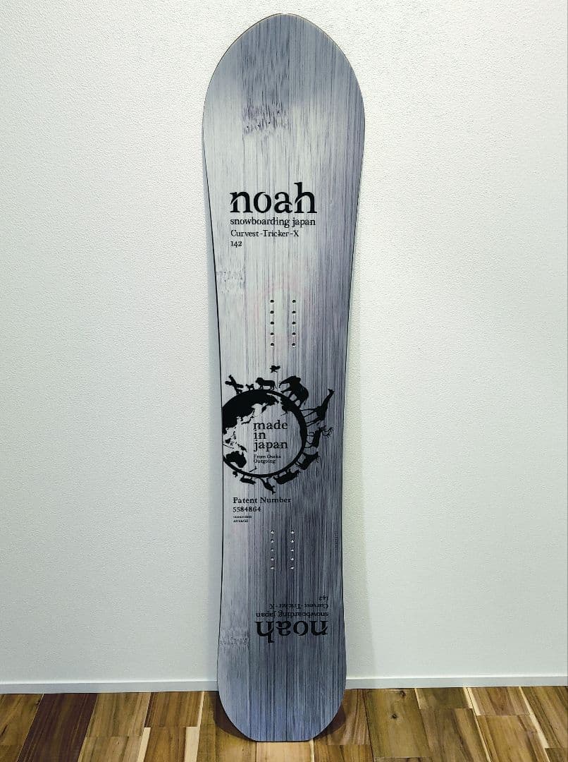 Noah スノーボード　カーベストトリッカー　142