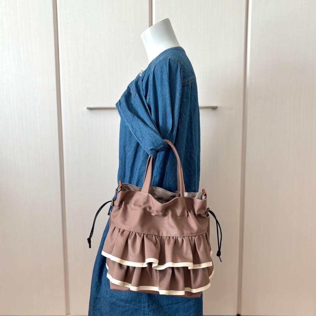 【えり】ダブルフリル巾着ショルダーバッグ　帆布　ココア×エレガントフラワー