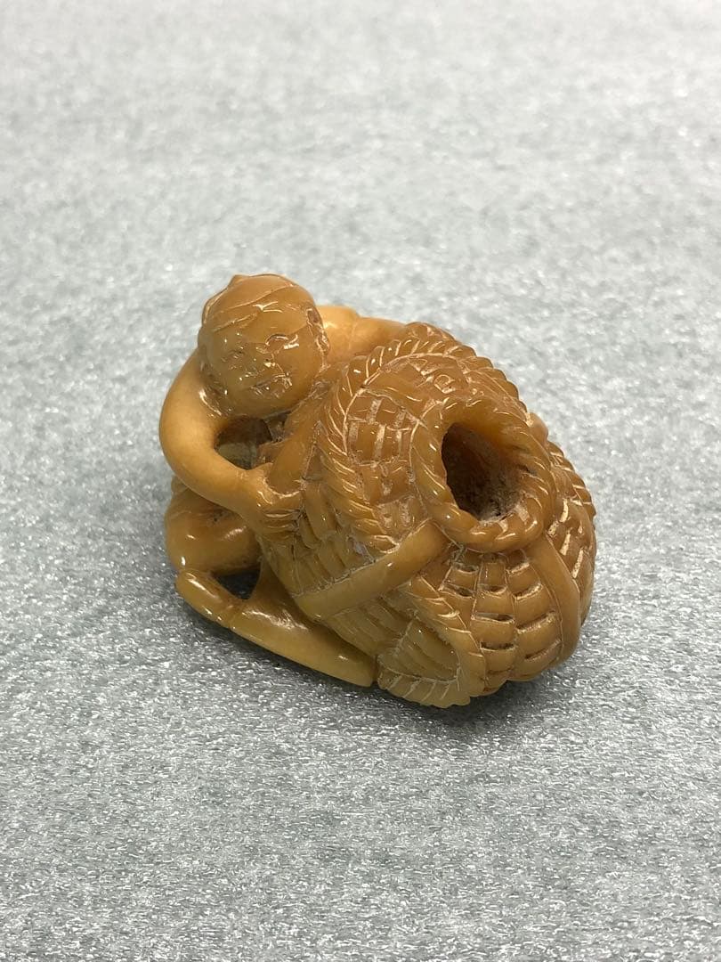 根付　時代提物　天然素材