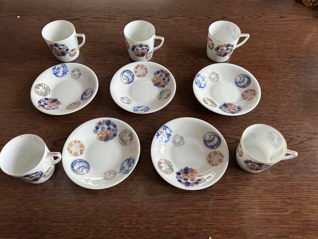 お値下げしました　ビンテージ、オールド深川製磁、金彩染錦花丸紋　コーヒーカップ