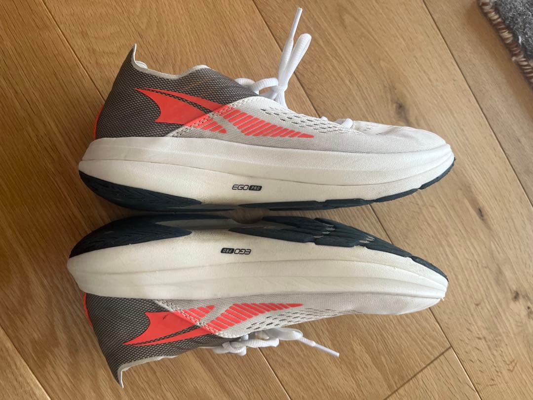 アルトラ　バニッシュカーボン　メンズ　8