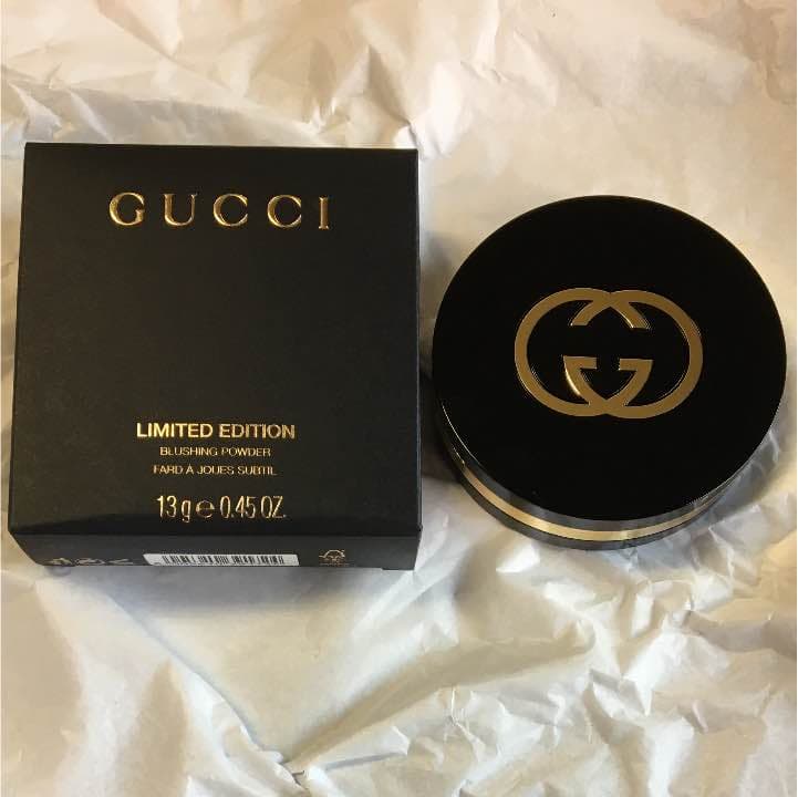 GUCCI チーク