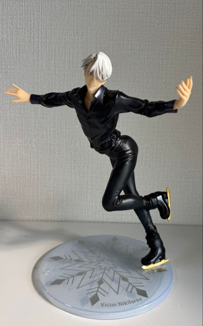 ユーリ!!! on ice ヴィクトル・ニキフォロフ　フィギュア
