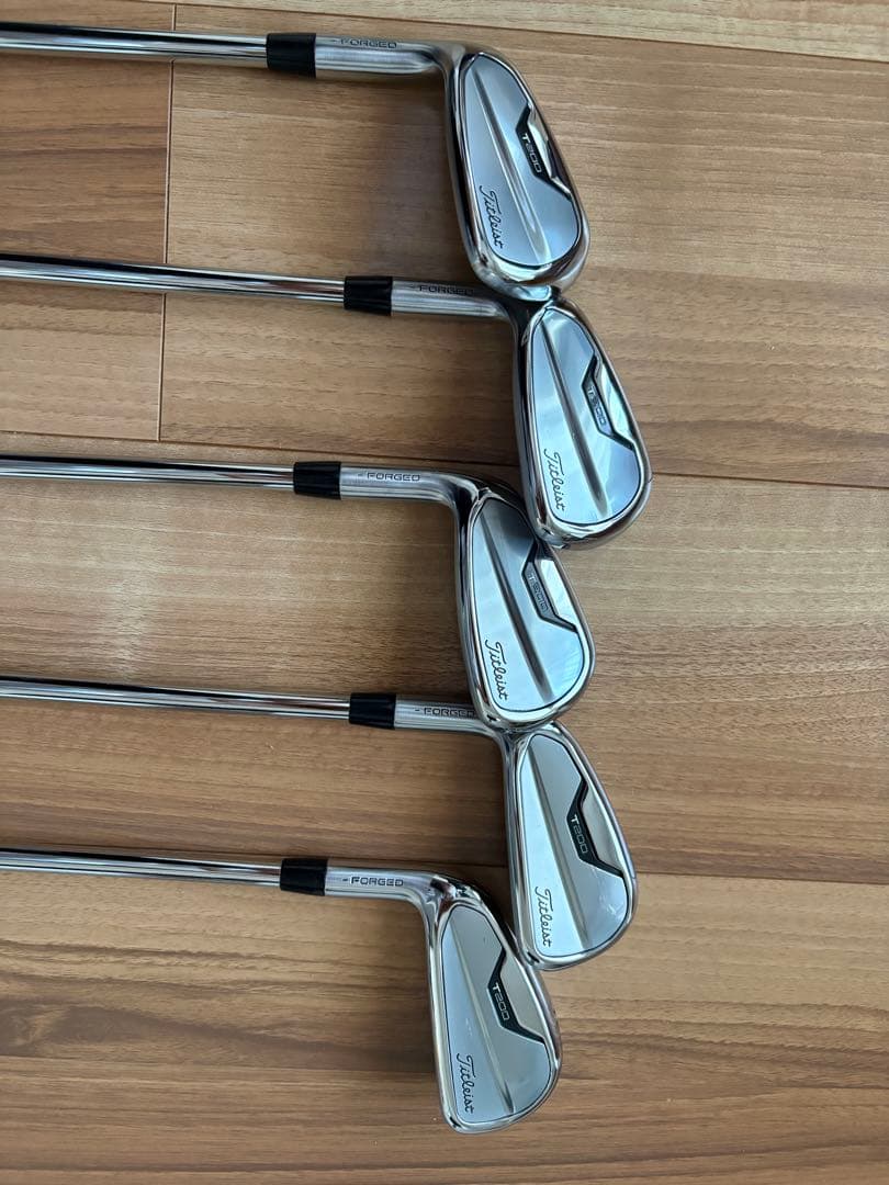 ★Hiroki★【レフティ】美品 T200 タイトリスト2021