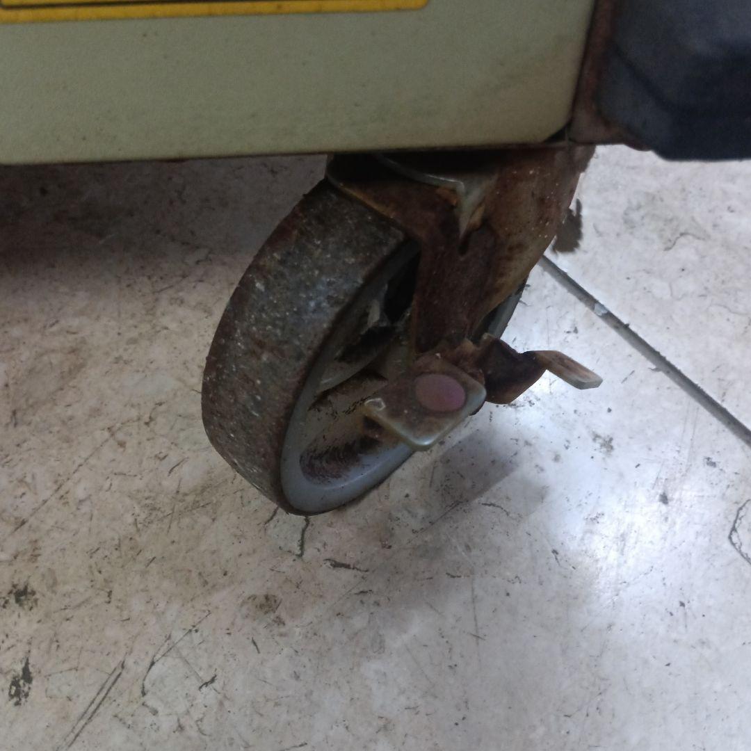 6007）サニストック　食器ディスペンサー　CL21W4　日本洗浄