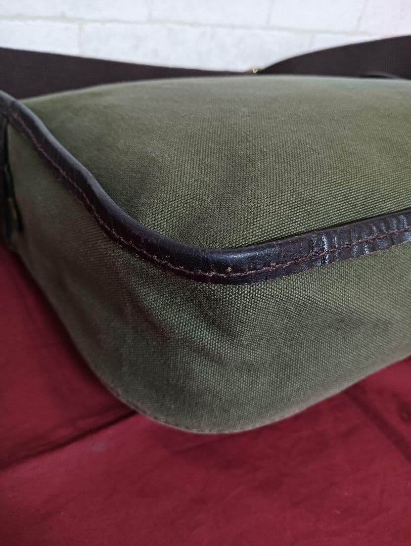 美品!レアカラー！BradyブレディーSTOUR ショルダーバッグ英国製バッグ