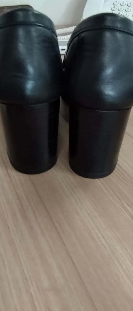 美品　フェラガモ ローファー　5センチヒール　黒　ガンチーニ　ROLO　7½D