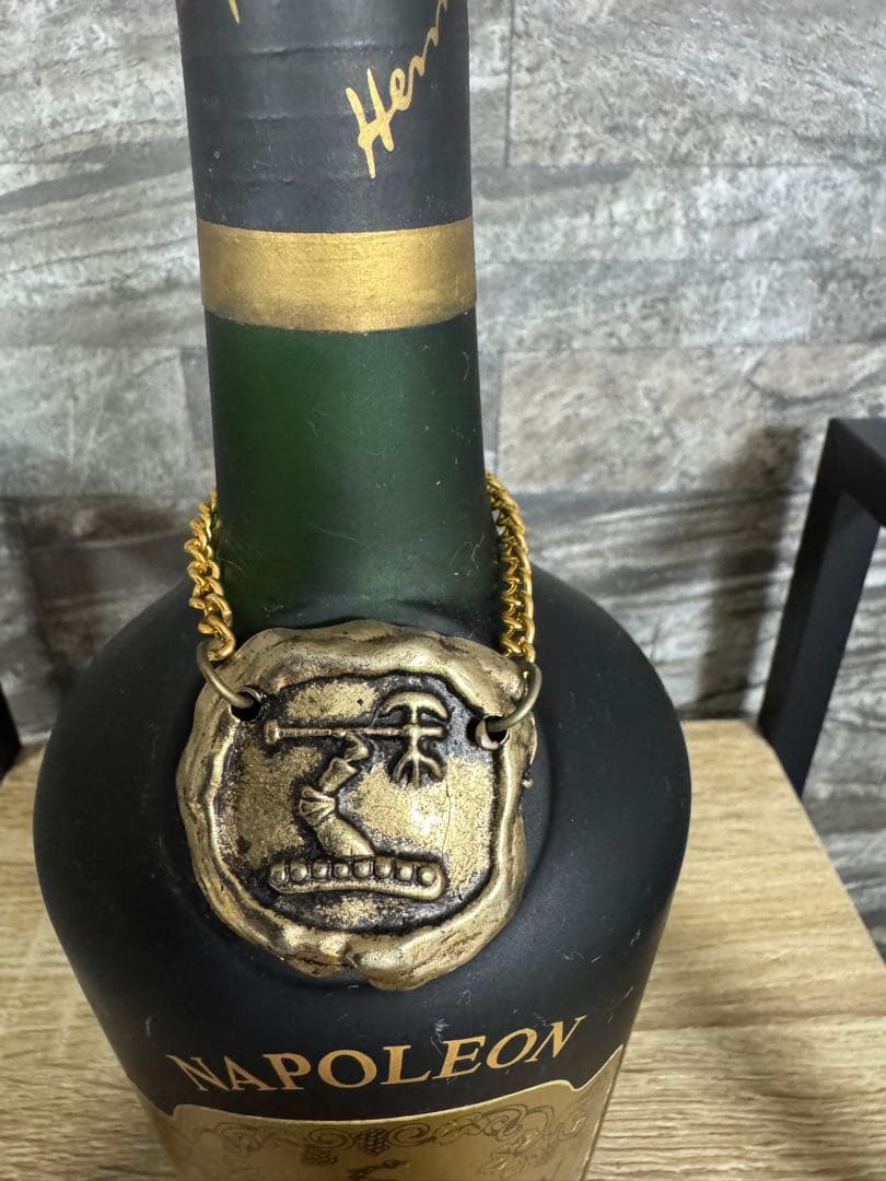 Hennessy(ヘネシー) ナポレオン コニャック　金キャップ