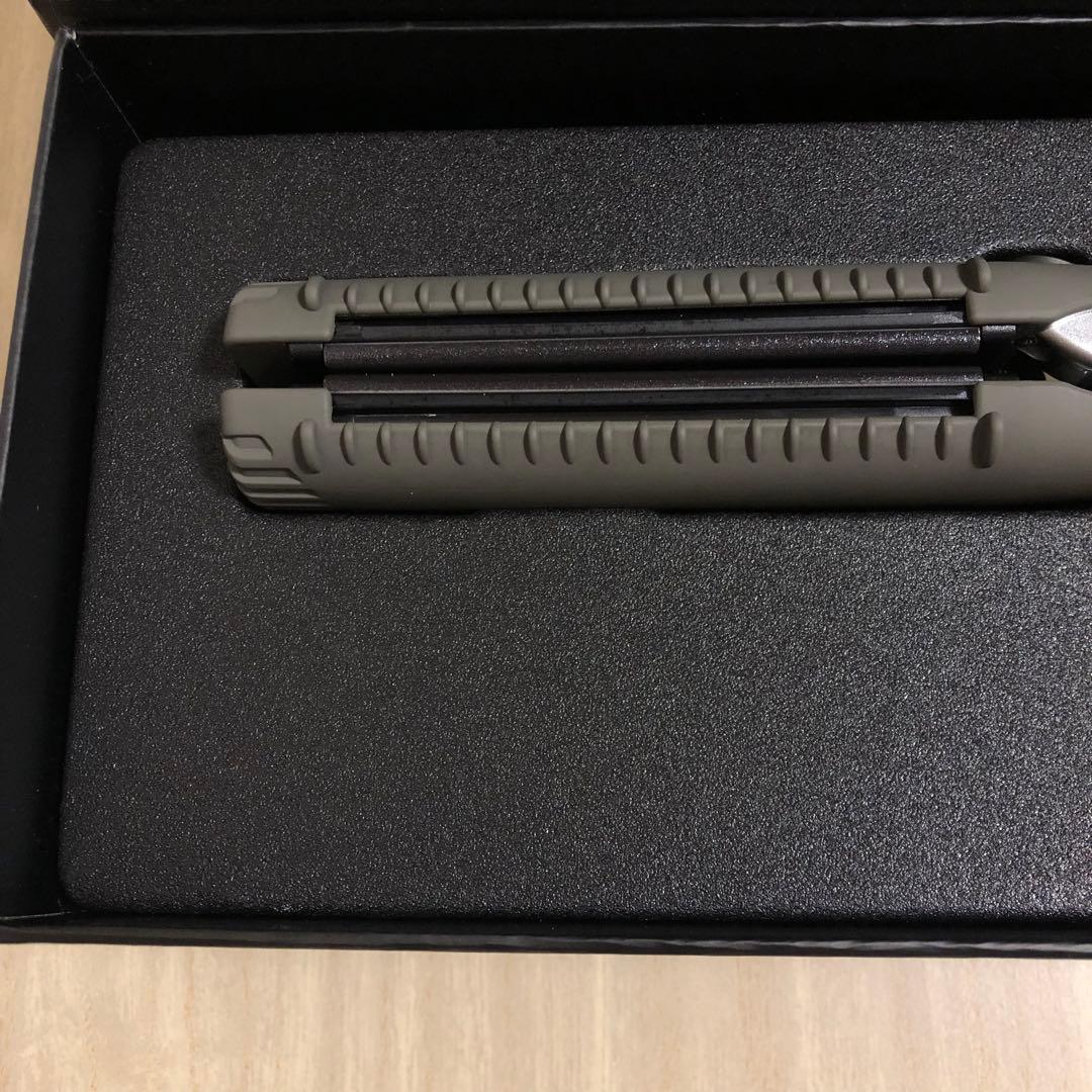 【美品】クレイツ マグネットヘアプロ ストレートアイロンS