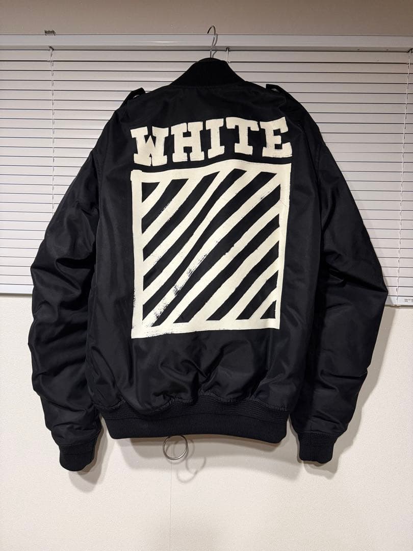訳あり　正規品オフホワイトボンバージャケット　Sサイズ