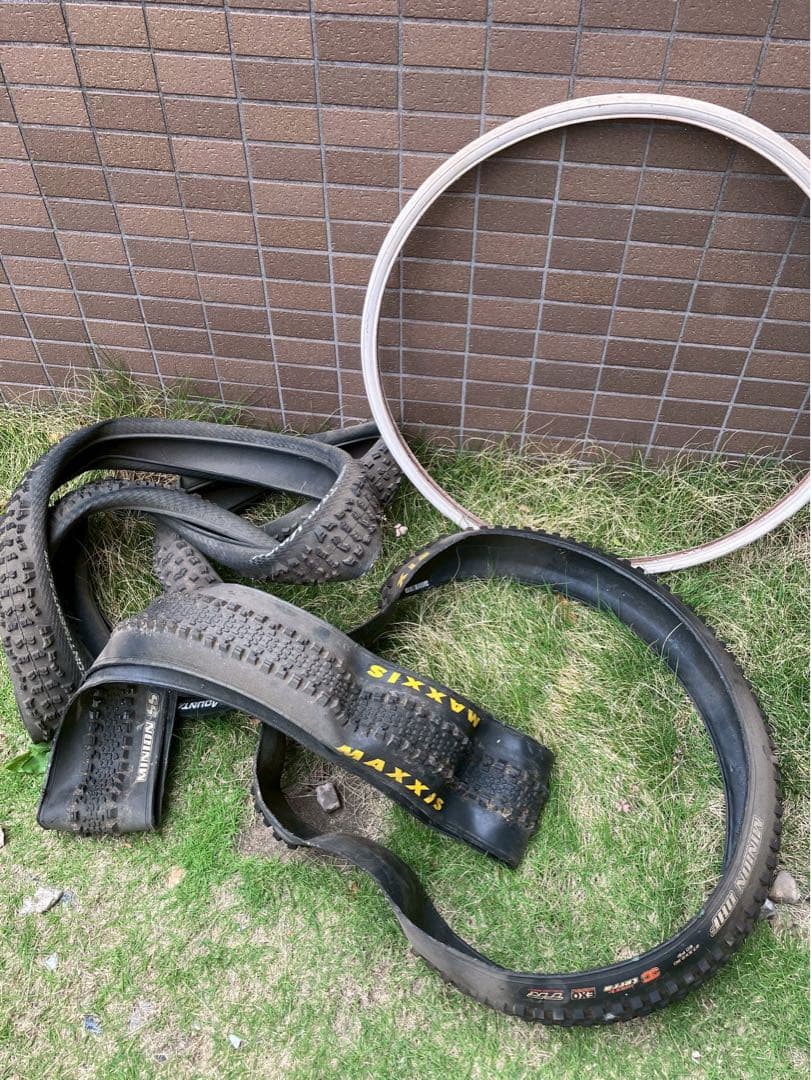 マウンテンバイク ブラックフレーム パープルペダル　ブランドX-HY-01