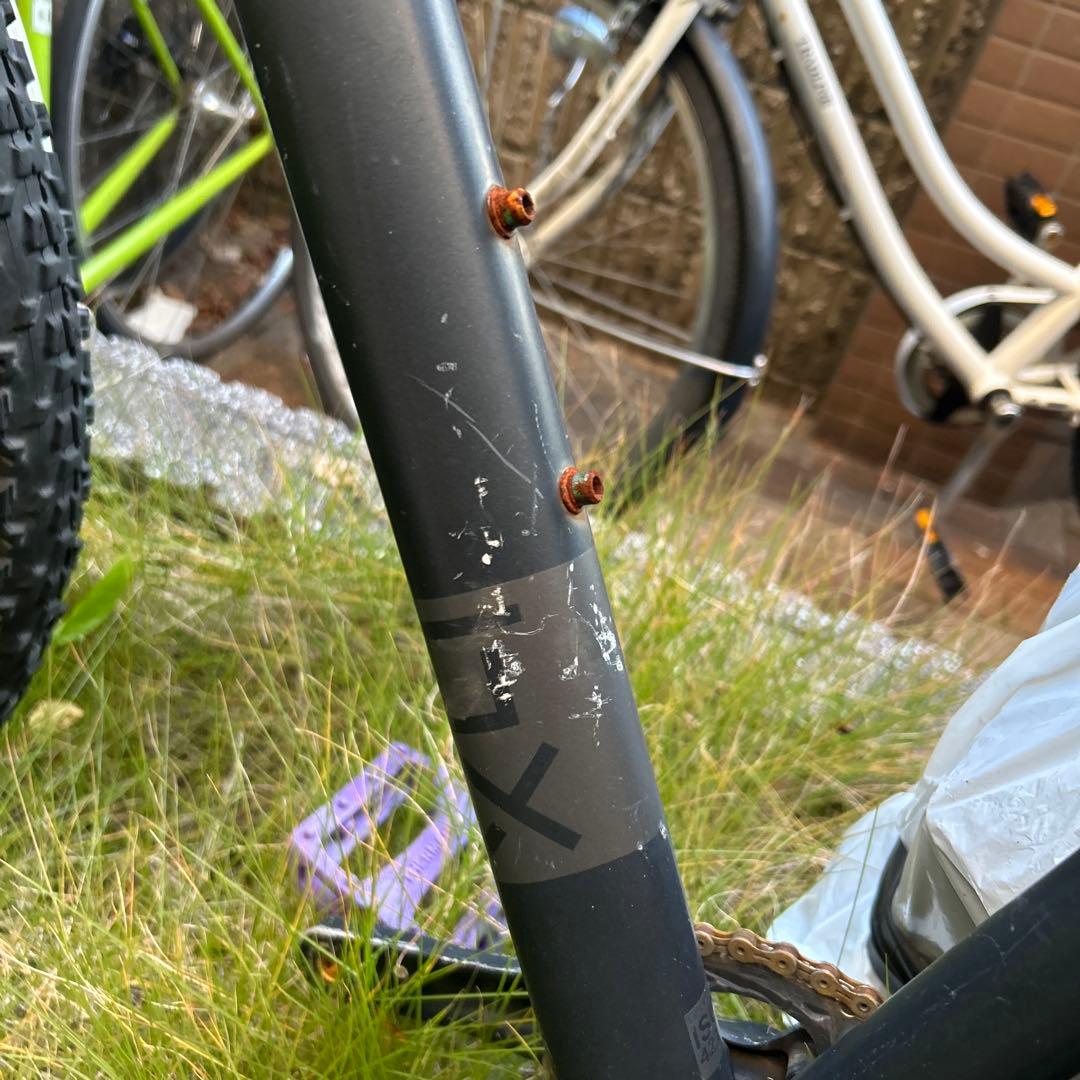 マウンテンバイク ブラックフレーム パープルペダル　ブランドX-HY-01