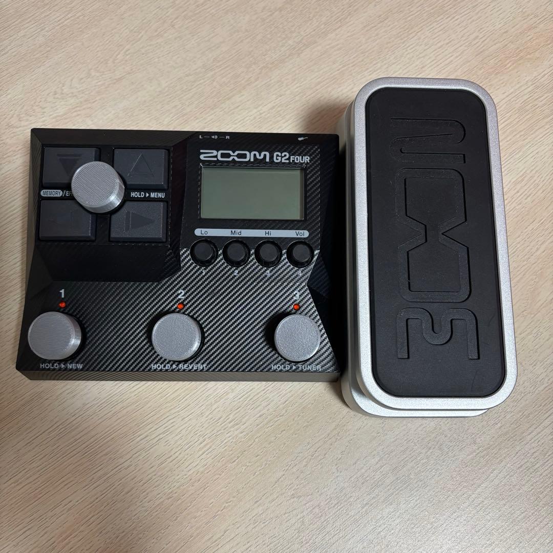 ZOOM g2four エクスプレッションペダル付き マルチエフェクター