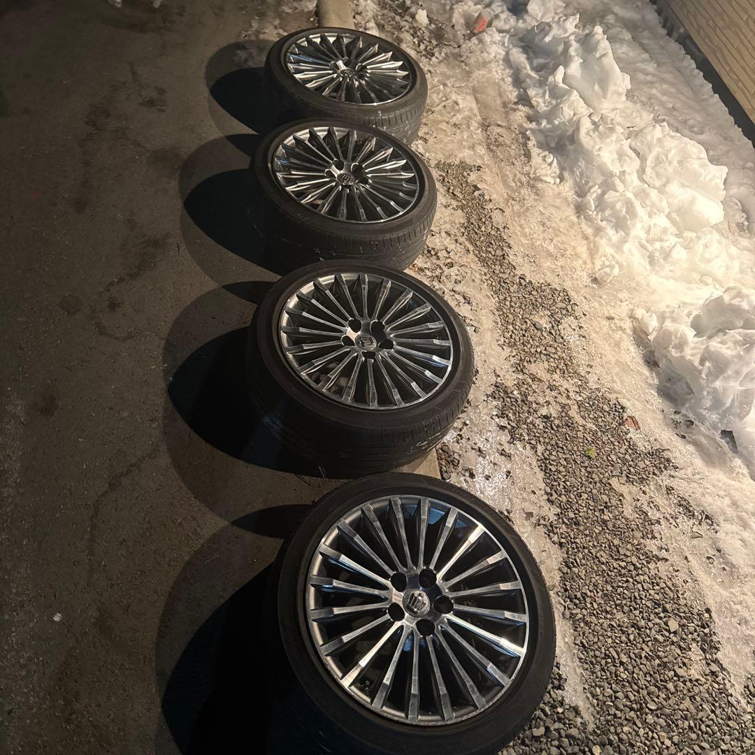 210系マジェスタ純正ホイール