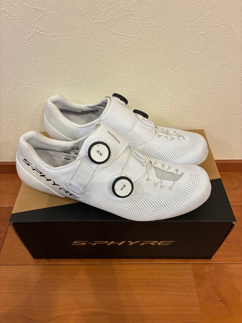 S-PHYRE ホワイト シューズ 「nisemonogatari」