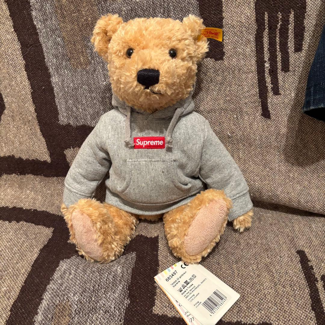 ぬいぐるみ Supreme steiff bear