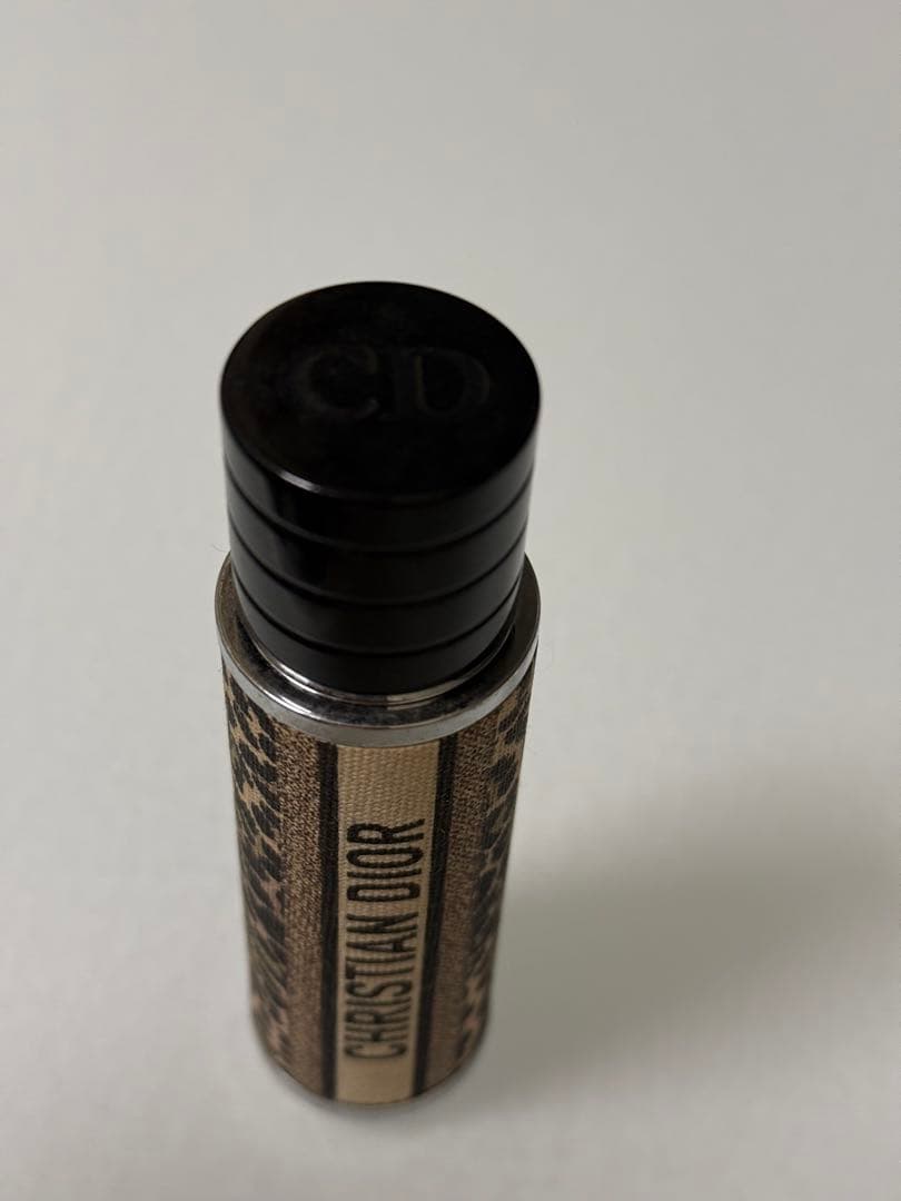 CHRISTIAN DIOR ヒョウ柄香水ボトル