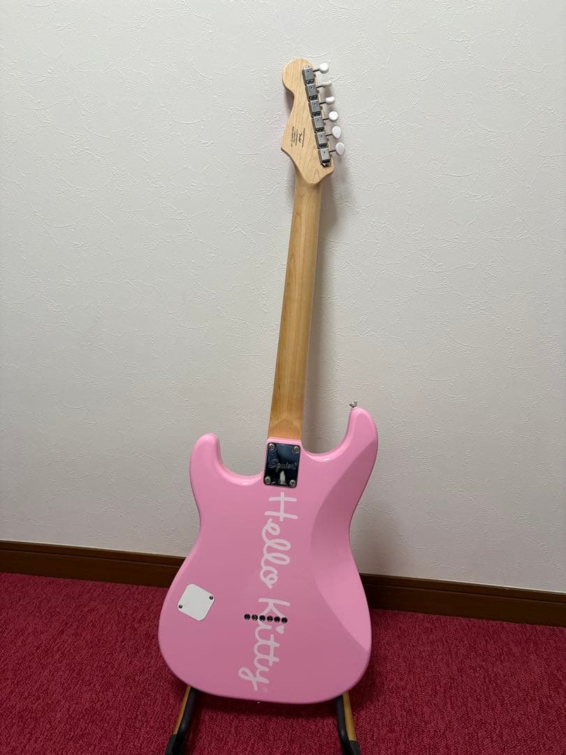 Squier by Fender Stratocaster ハローキティ 未使用