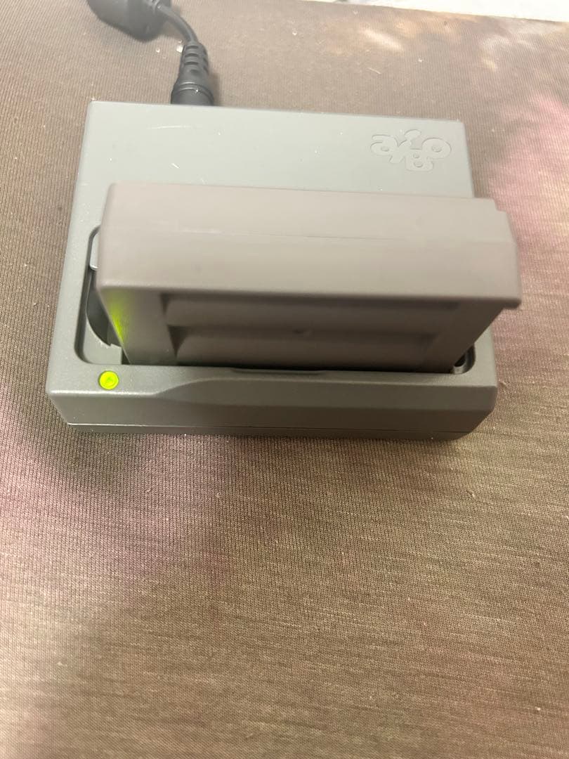 SONY aibo ポータブルチャージャー　era-301p4