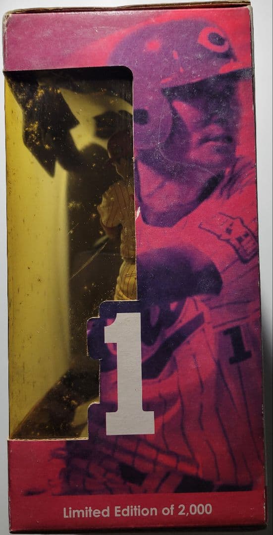 広島東洋カープ　2000安打記念　前田智徳　フィギュア　希少品