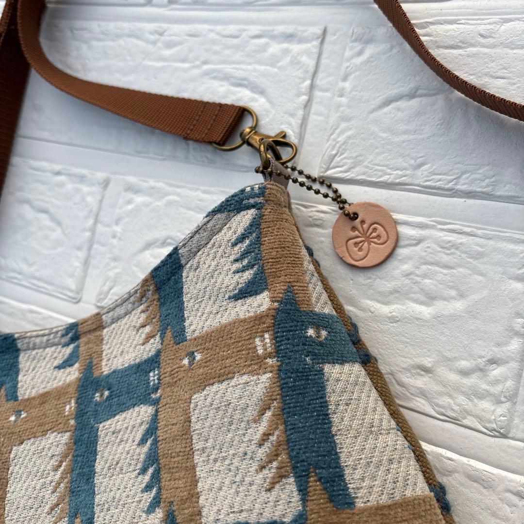 51202A ハンドメイド　ミナペルホネン　ショルダーバック