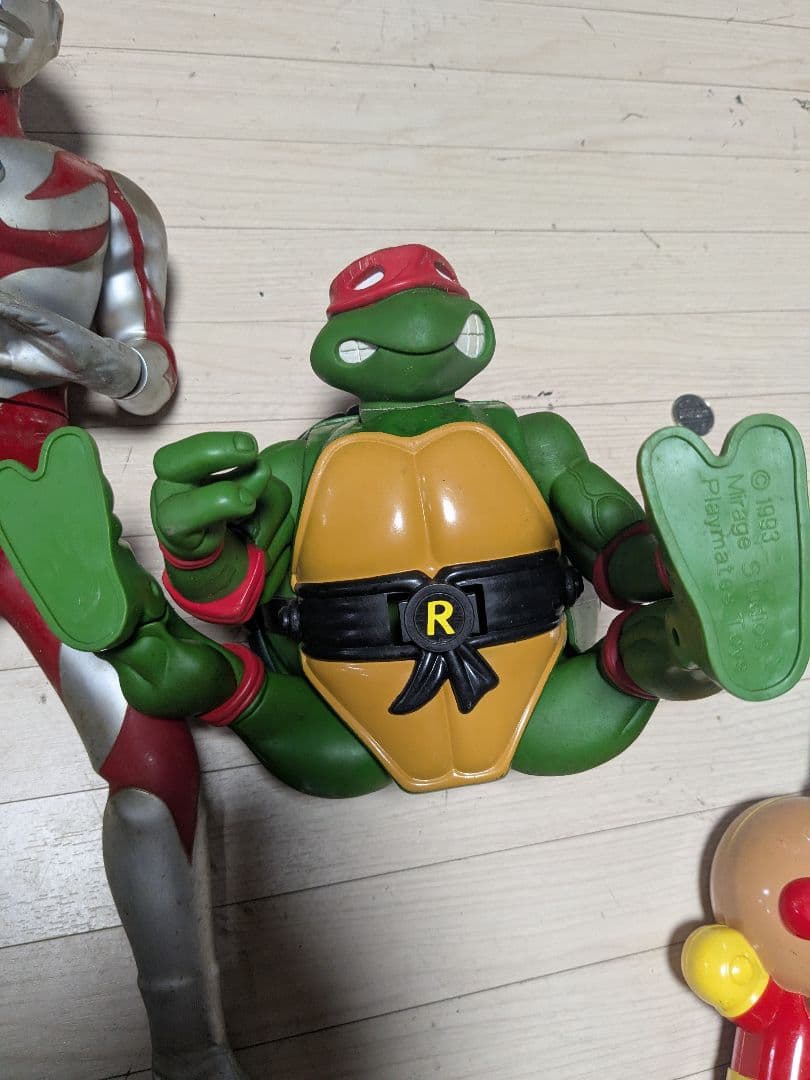 ミュータントタートルズ 変形ジャイアントフィギュア
