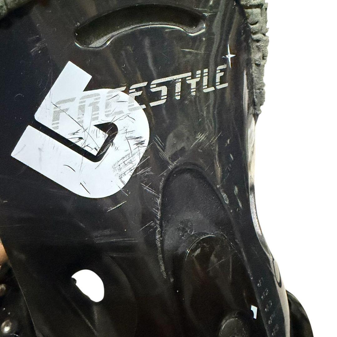 【BURTON】 FreeStyle ビンディング Mサイズ